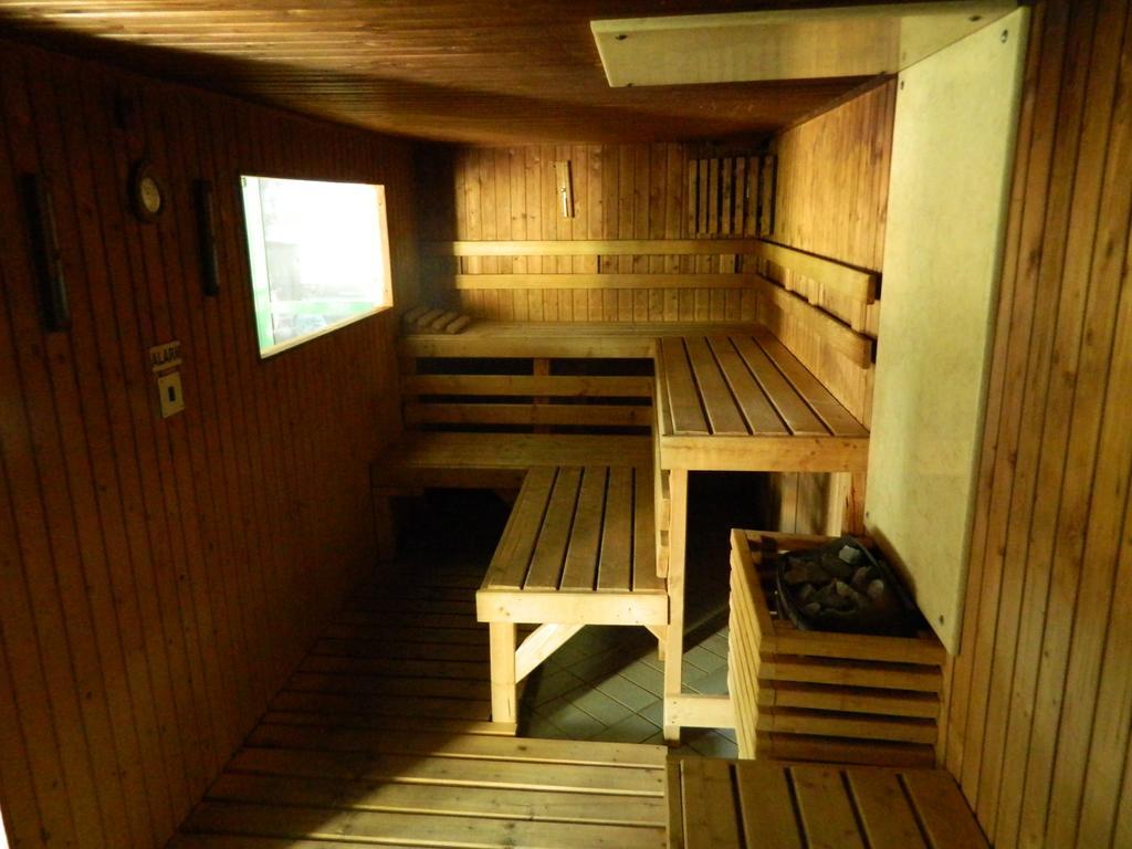 Spa Apartment Parkowy Chojnice Værelse billede